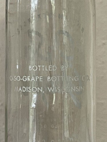 Lot Of 2 Vintage 1950s O-So Beverages Advertising Soda Pop Bottles - Picture 3 of 5
