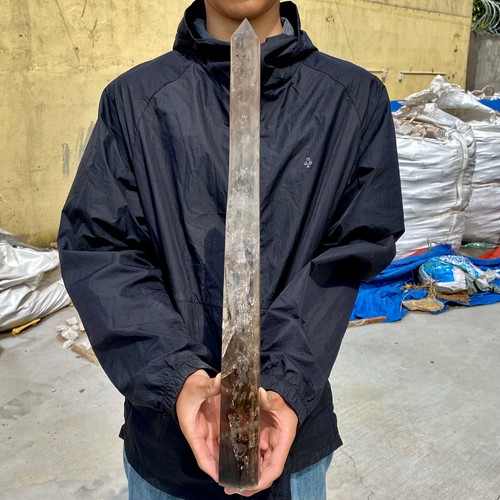 3,72 Pfund großer natürlicher Teekristall Obelisk transparent Quarz Energie - Bild 5 von 18