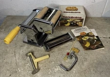 Marcato Atlas Pasta Maker Model 150 Deluxe With Ravioli Raviolissima Attachment