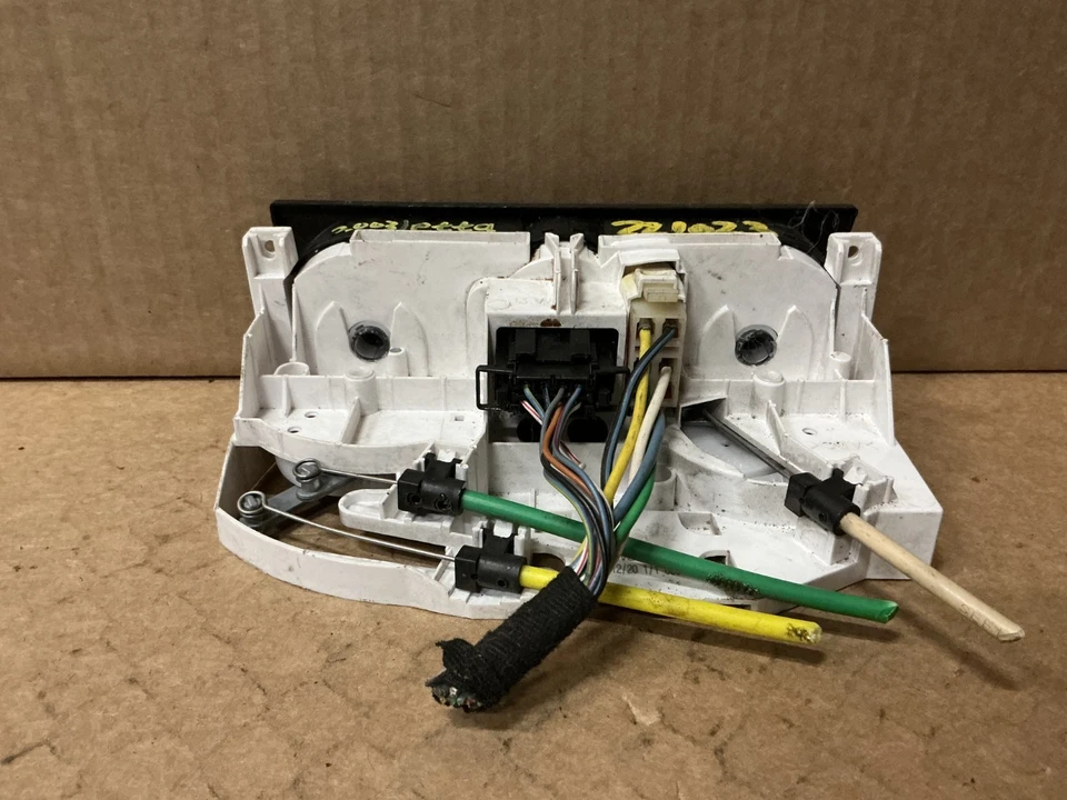 Interruptor de control de temperatura de calefacción de aire acondicionado Volkswagen Jetta 1999-2005 OEM REPV540501 Foto 2 de 4