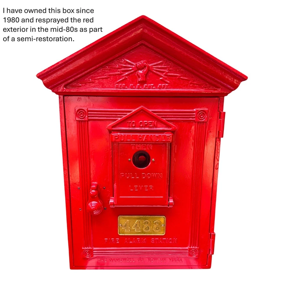 Antigua caja de llamadas de alarma contra incendios Gamewell parcialmente restaurada con llave e interiores ~ limpia Foto 2 de 4