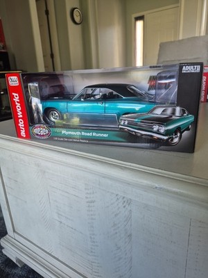 1969 Plymouth Road Runner MCACN Turquoise 1:18 Auto World AMM1289