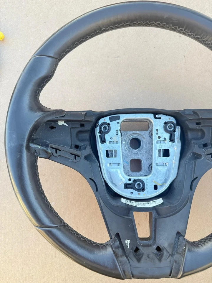 Volante conductor Chevrolet Cruze 2011-2016 cuero negro OEM 95129796 Foto 4 de 4