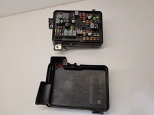 2017 CHEVROLET EQUINOX  Fuse Box Engine 