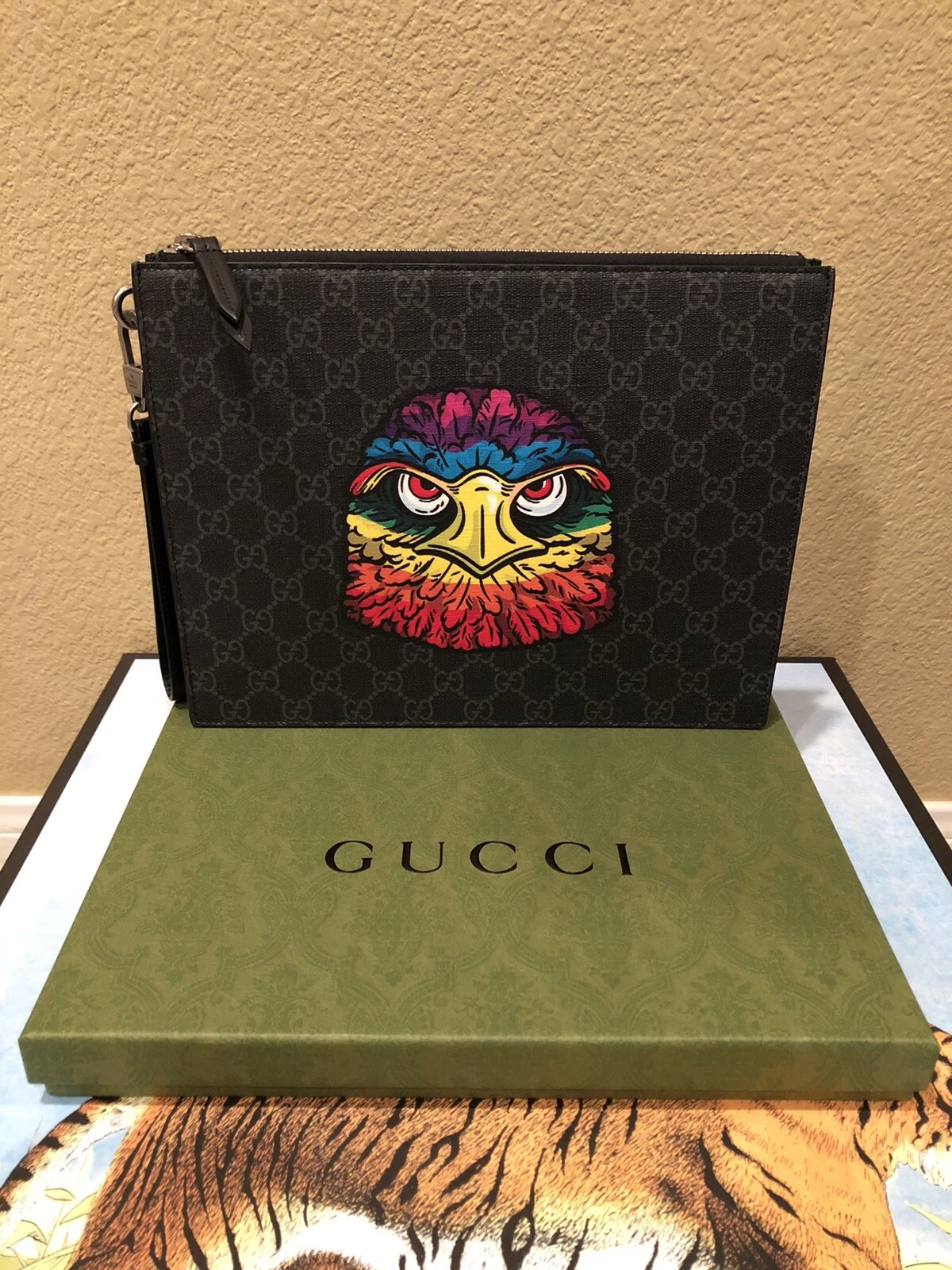 Pochette en toile Supreme 100 % authentique GUCCI noire et grise GG avec aigle