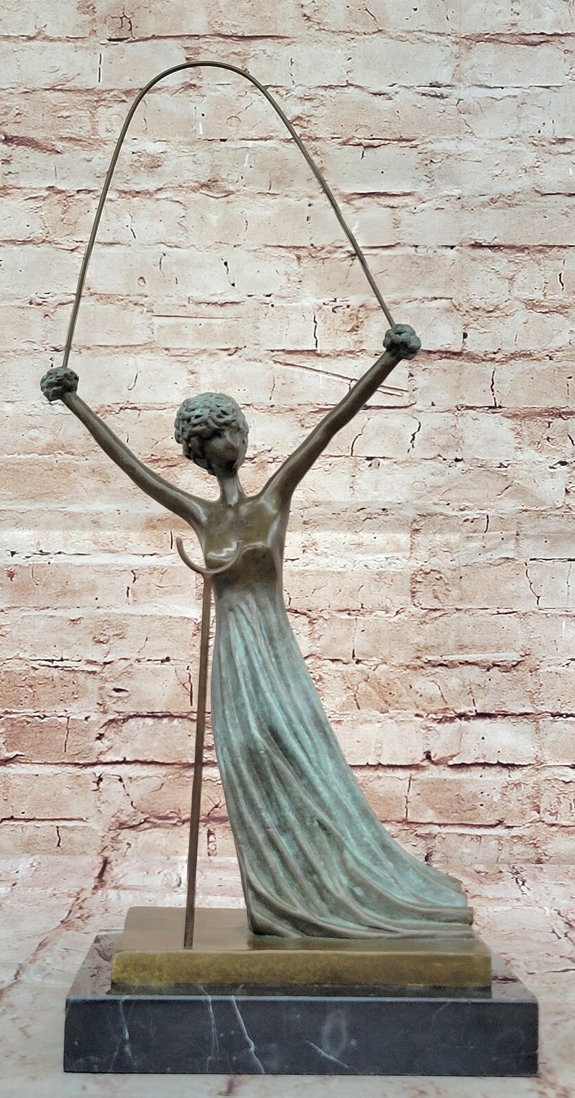 Detallado maravilloso Alicia en el País de las Maravillas por Salvador Dalí Artista Español Oferta Sin Reserva