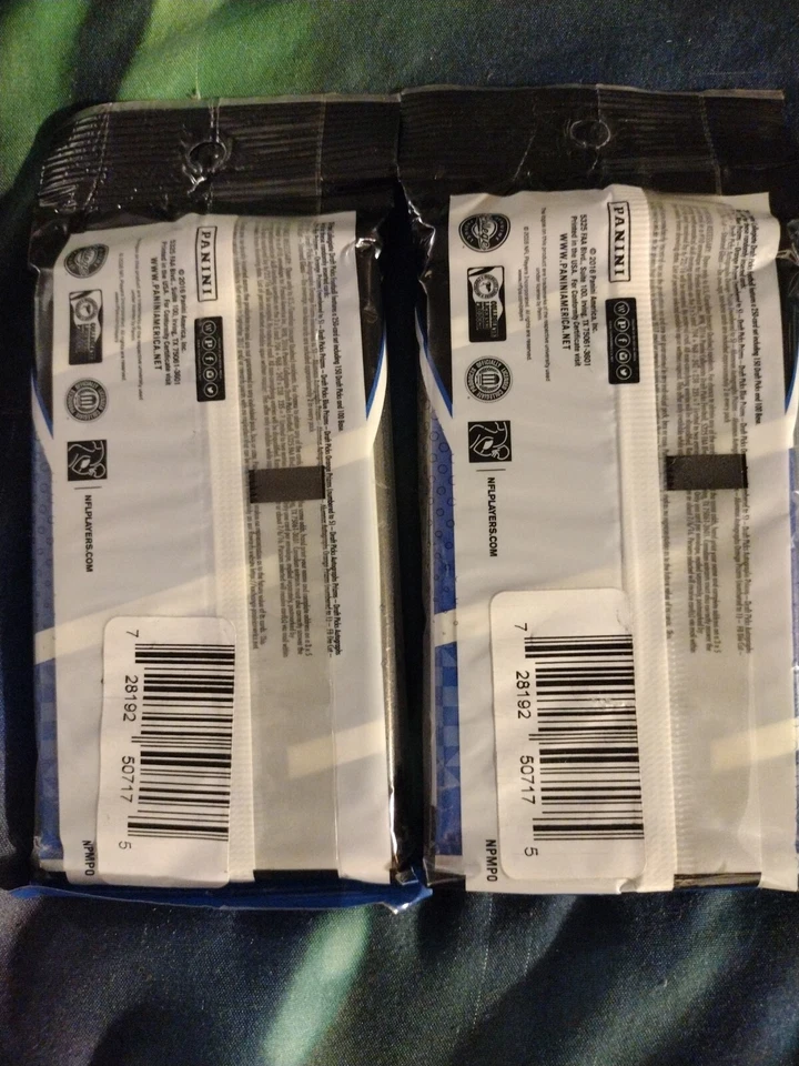 2016 Prizm Collegiate Draft Picks Football Cello Packs X2 w/Blue Parallels - Image 2 of 3