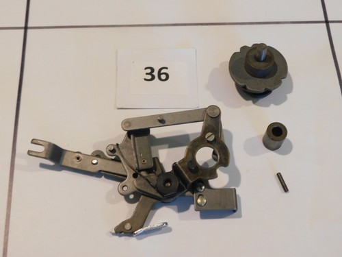 S5 Montgomery Ward Signature Sewing Machine Parts Model UHT J277E - Picture 73 of 93