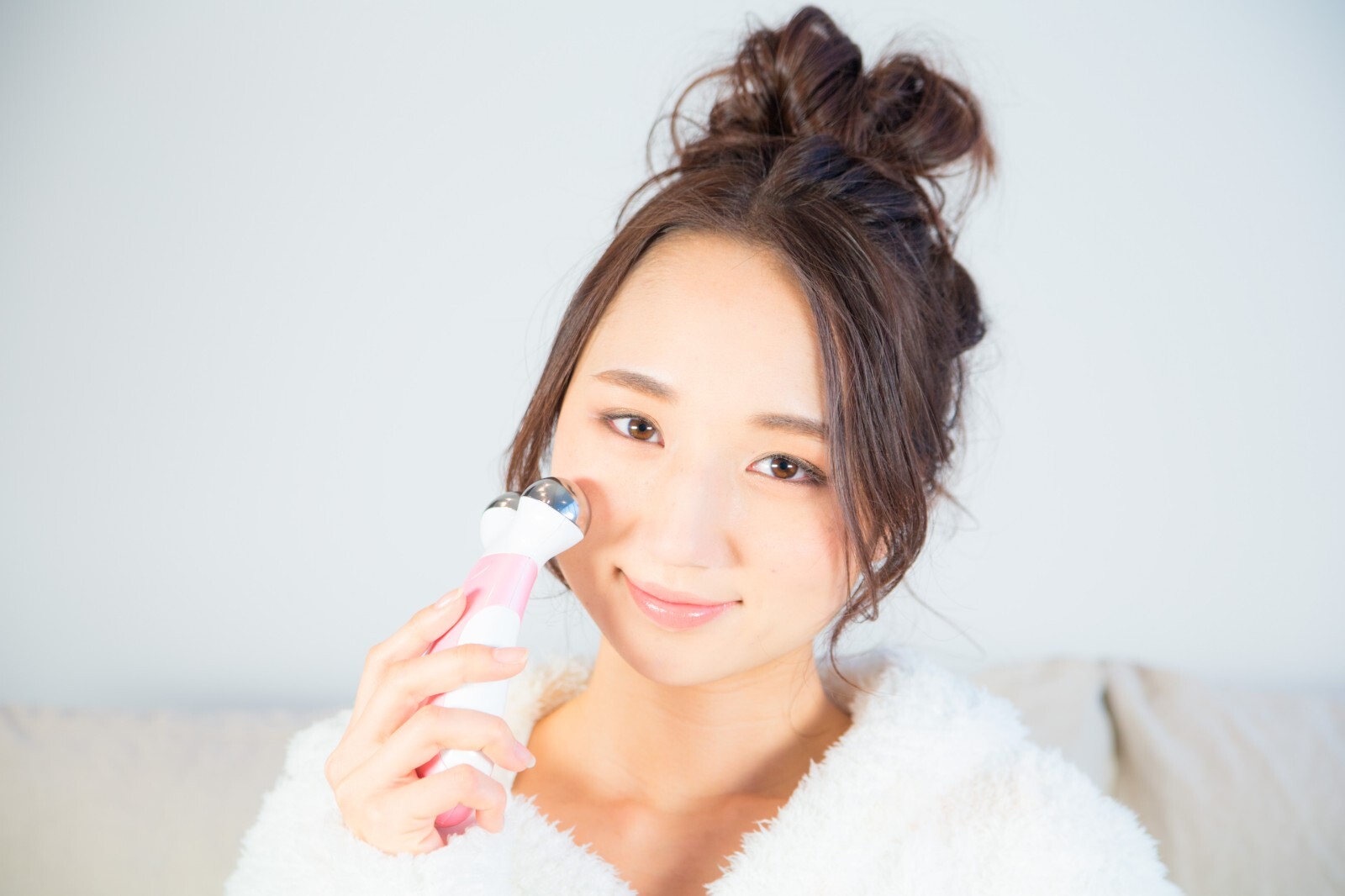 Microcurrent Face Lift 3 Attachments At Home Face Toning Device