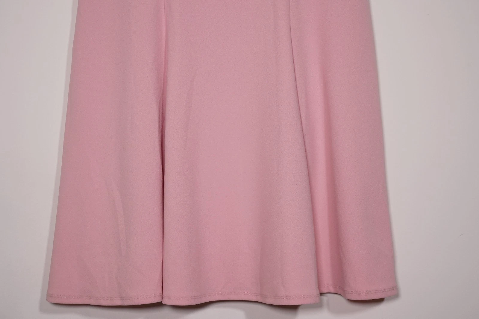 Abito donna ALYX smanicato aderente e svasato 16 rosa scollo a buco della serratura elasticizzato