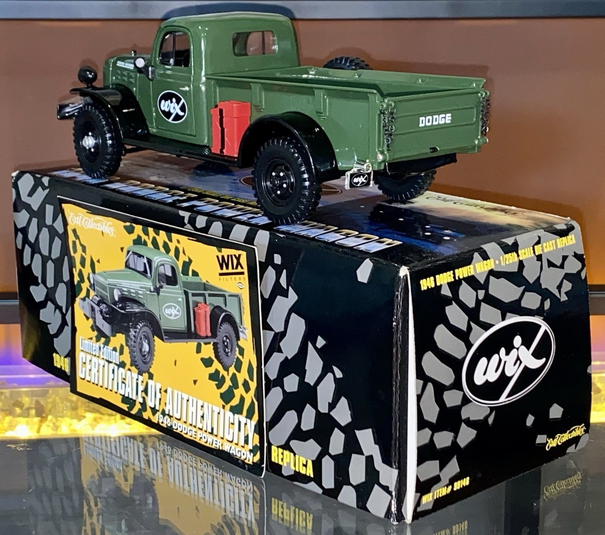 Ertl Collectibles Wix 1946 Dodge Power Wagon 1:25 Die Cast Truck