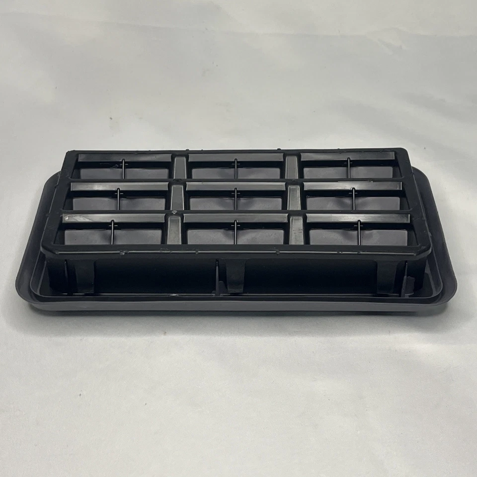 Genuine Mopar Bodyside Aperture Exhauster 5058636AD Brand New - Image 4 of 4