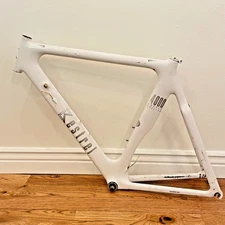 Kestrel 4000 Full Carbon Road Bike Frameset 58CM Internal Routing Vintage White