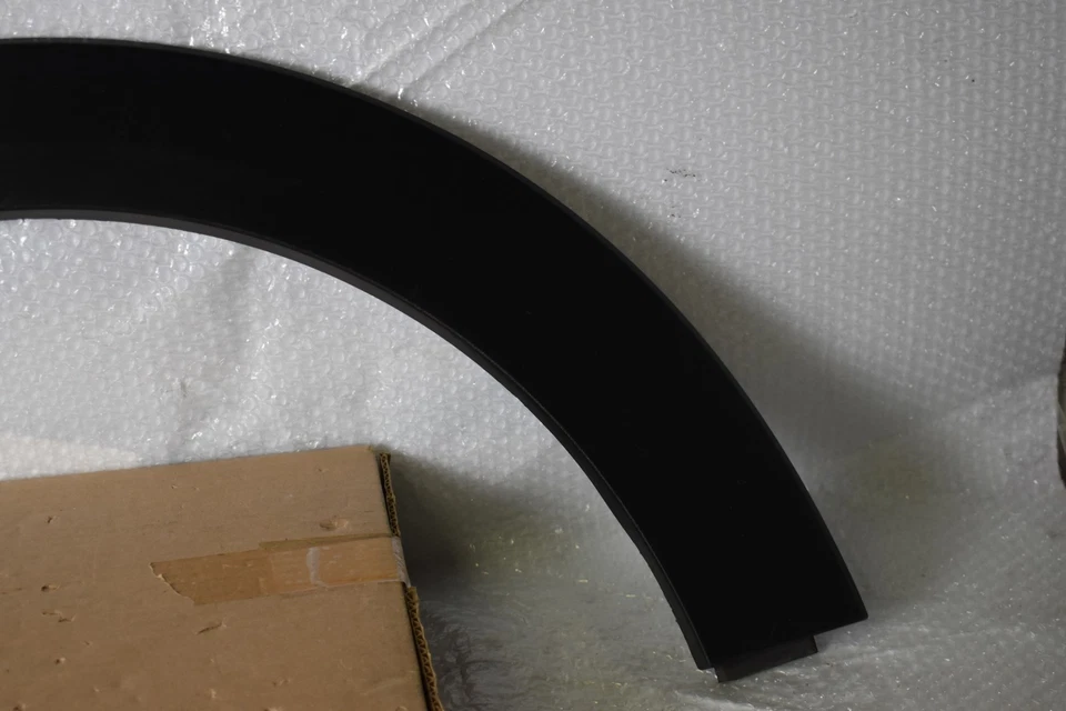 MINI COOPER F56 GUARDABARROS TRASERO DERECHO MOLDURA ACAMPANADA 2014 OEM 51-77-7-300-822 Foto 4 de 4