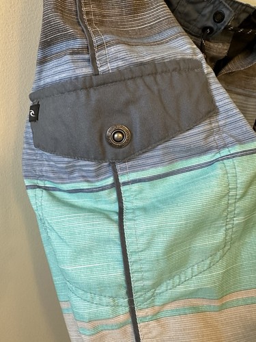 Rip Curl Striped Board Shorts Swim Trunks Drawstring Cargo Pocket Size 32 - Picture 7 of 18
