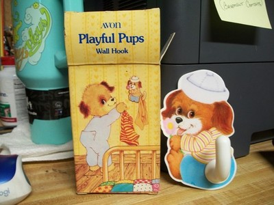 Vintage Novelty Avon Playful Pups Wall Hook 5  x 3   NOS 1981