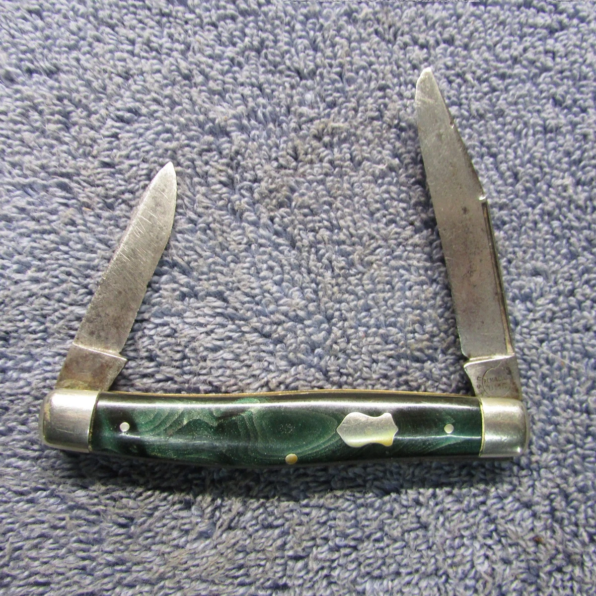 Remington Collectible Vintage Factory Manufactured Folding Knives