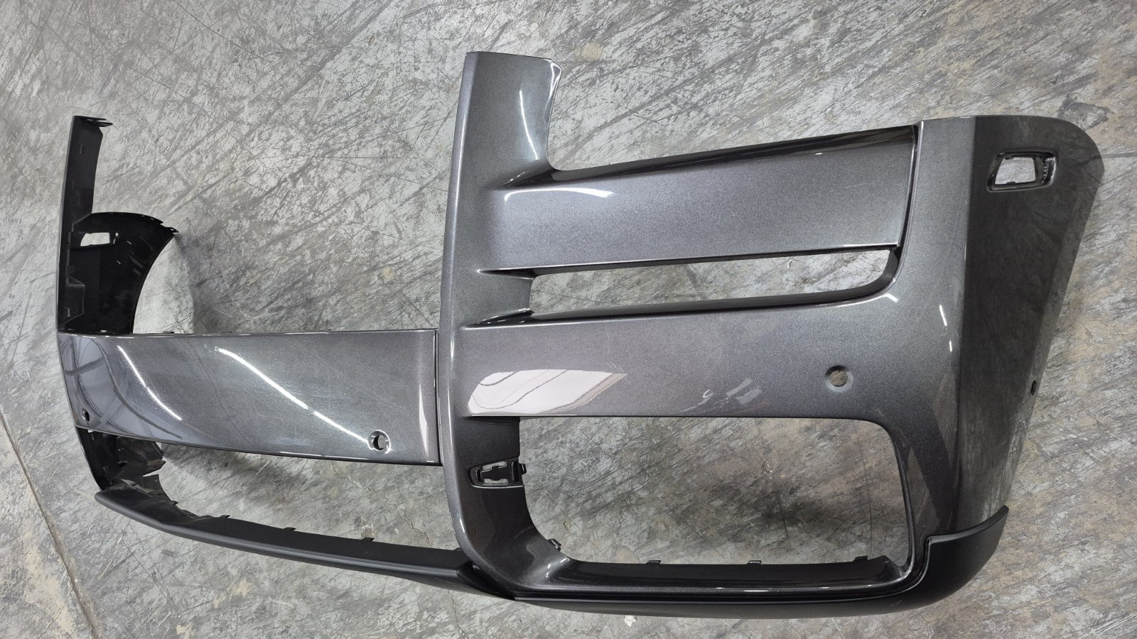 2019 2020 2021 2022 2023 ROLLS ROYCE CULLINAN FRONT BUMPER COVER