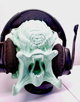 Predator Headphone Stand - Aliens Headset Holder - Gift for Gamer - Dad Gift