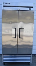 TRUE T-35  TWO SECTION REACH-IN REFRIGERATOR