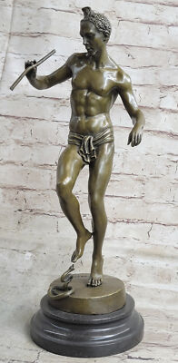 A Französisch Bronze Figur von Ein Snake Charmer After Charles-Arthur Bourgeois