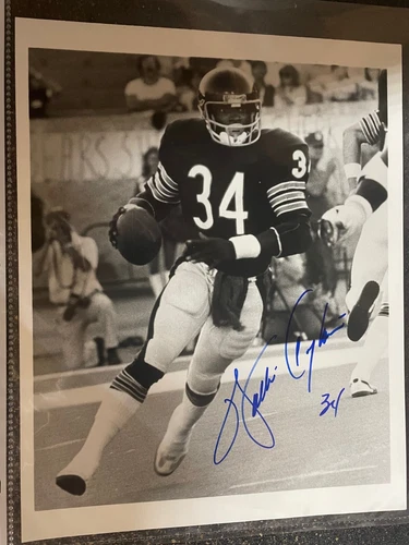 Walter Payton Autographed Chicago Bears (Action) FROM THE CORY B. COLLECTION VG