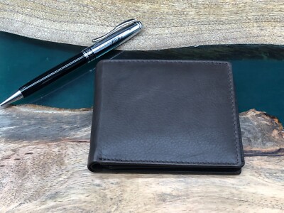Men's  Leather Wallets. High quality cowhide leather 2 great colors! RFID!!