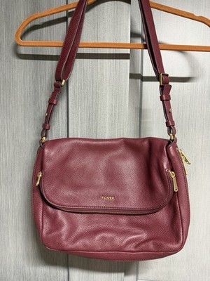 Fossil Preston Flap Crossbody Bag Maroon Burgundy Pebbled Leather Adjustable EUC