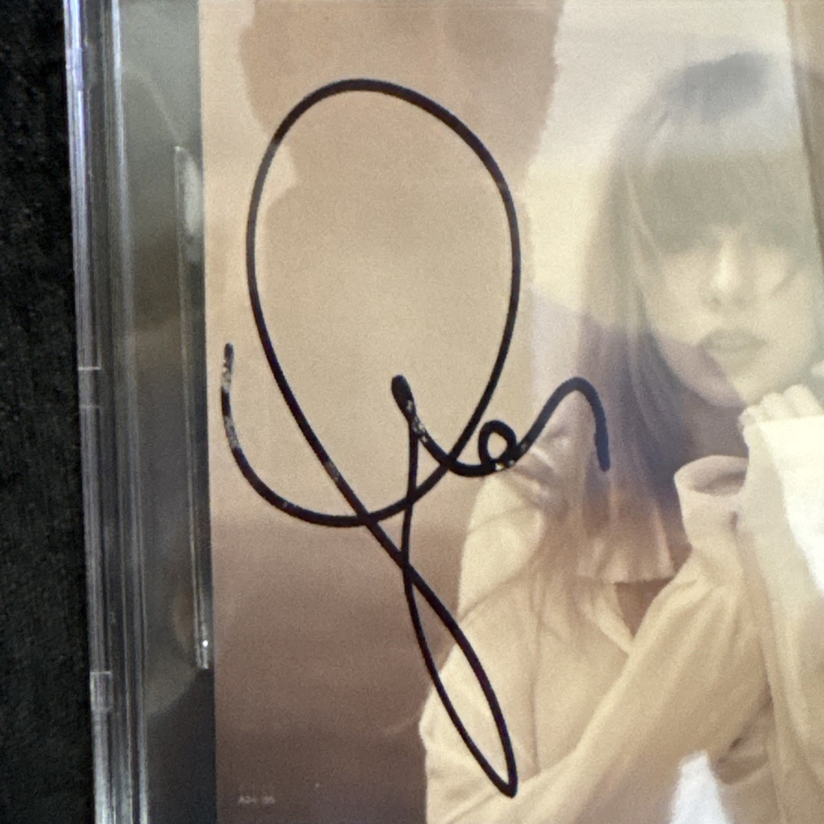 Taylor Swift Signed CD Insert Beckett Authenticated Autograph
