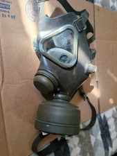 Vintage Full Face Military Gas Mask HMAK 4240- 22- 116-5615 Filter Unused 