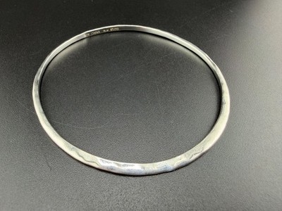 RLM STUDIO ROBERT LEE MORRIS STERLING SILVER 925 HAMMERED WAVE BANGLE BRACELET