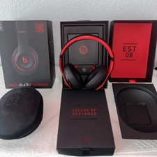 BEATS BY DR. DRE STUDIO 3 WIRELESS OVER-EAR HEADPHONES DEFIANT BLACK / RED 