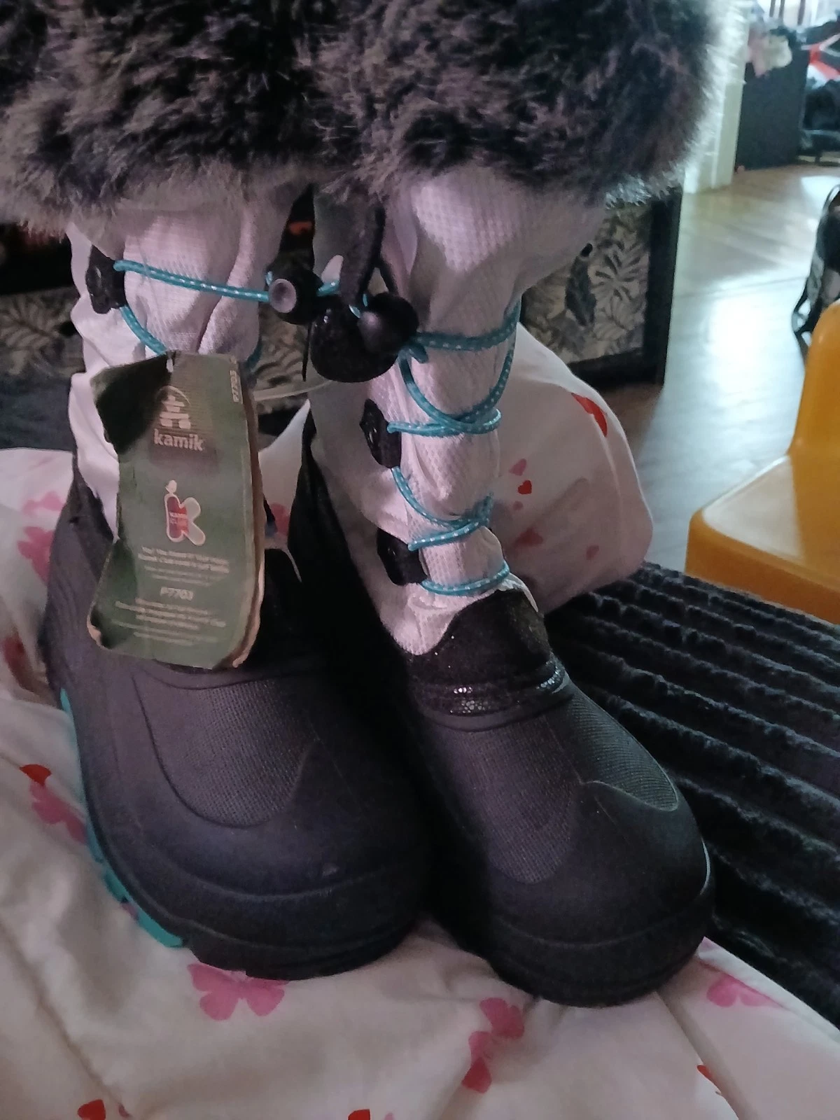 Kamik Women’s Insulated Waterproof Winter Snow Boots Black Size 5