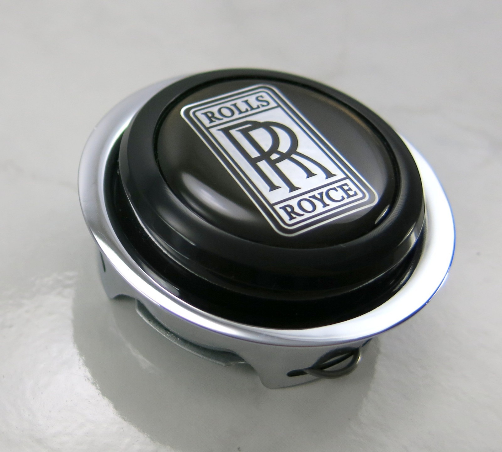 Nardi Classic Steering Wheel Horn Button with Rolls Royce Logo - Single Contact
