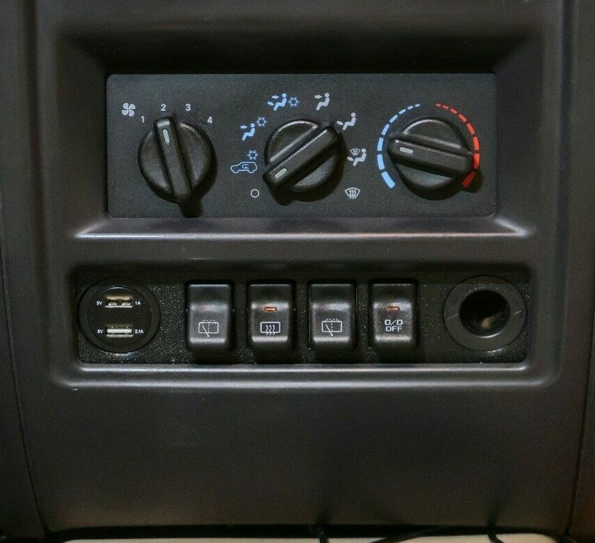 Picture 1 of 4