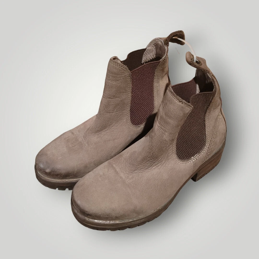 Bueno boots shop