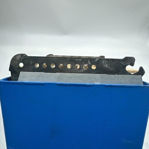 Honeywell BC7000L1000 Micro Computer Burner Control System. For Parts/Not tested - Picture 12 of 13