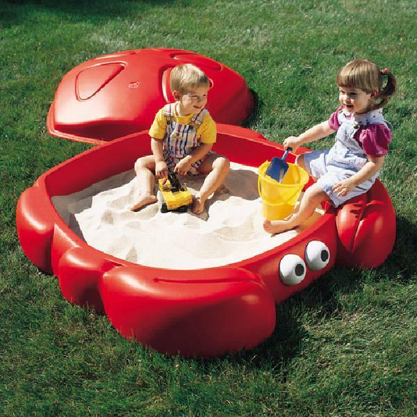kids plastic sandbox