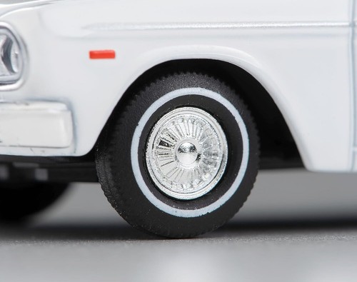 Tomica Limited Vintage Toyopet Masterline Feuerwehr Krankenwagen 1:64 Druckgussauto LV207a - Bild 5 von 13