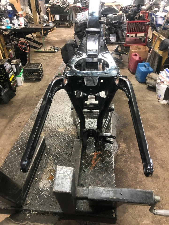 Chassi quadro 12 Harley Davidson FXDWG Dyna Wide Glide - Imagem 3 de 4