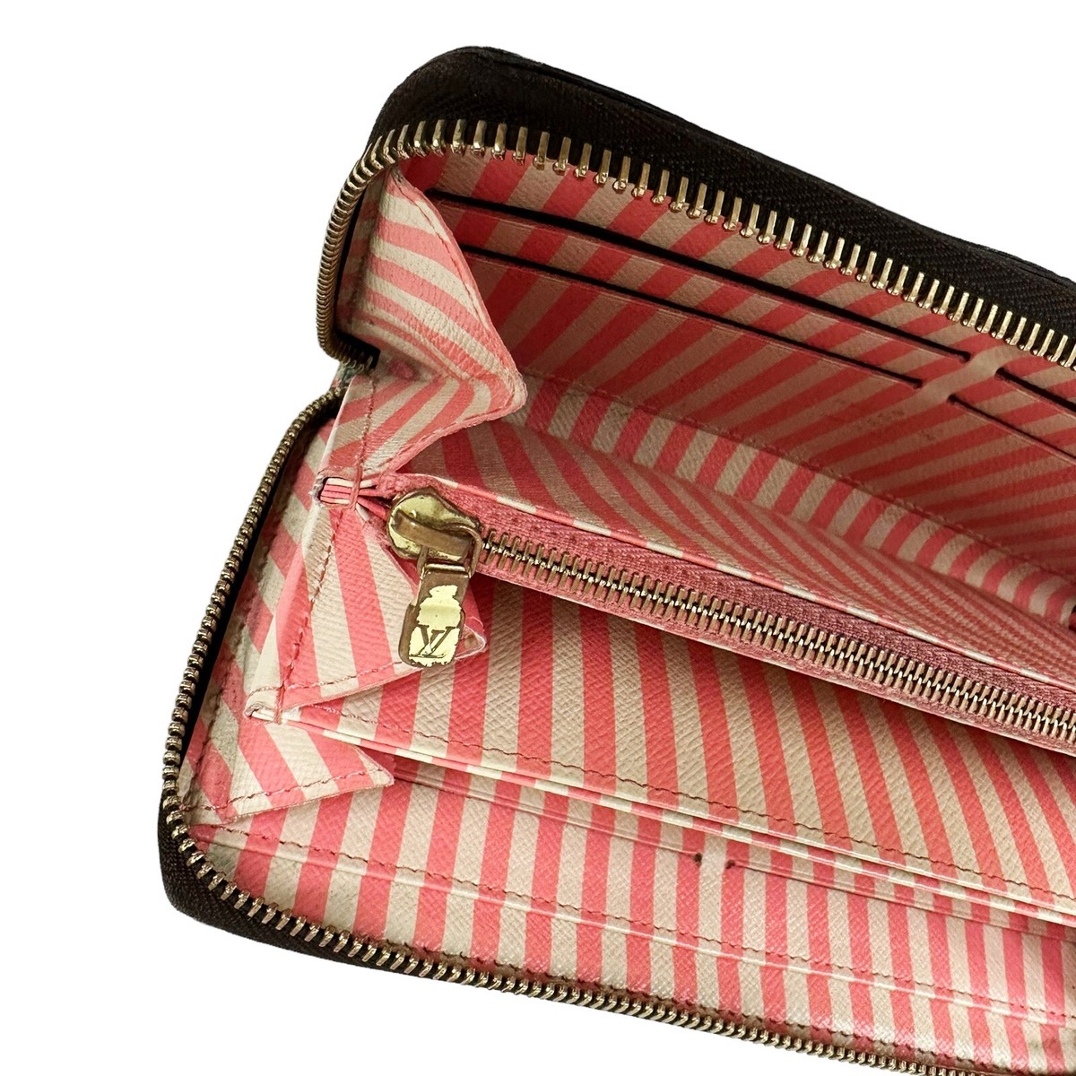 Louis Vuitton N63026 Brown Damier Tiger Illustration Zipper Louis Vuitton N63026 Brown Damier Tiger Illustration Zipper