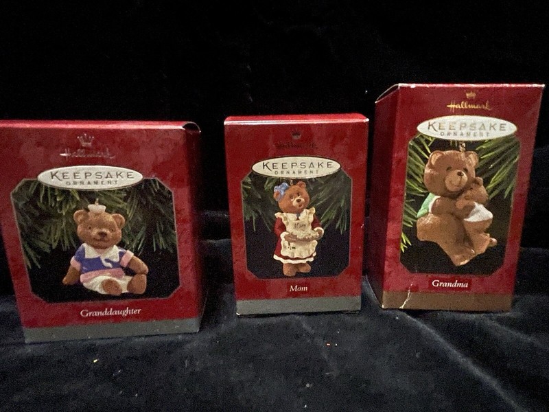Grandma , Mom, And Granddaughter 1998 Hallmark Keepsake Christmas Ornaments  Lot