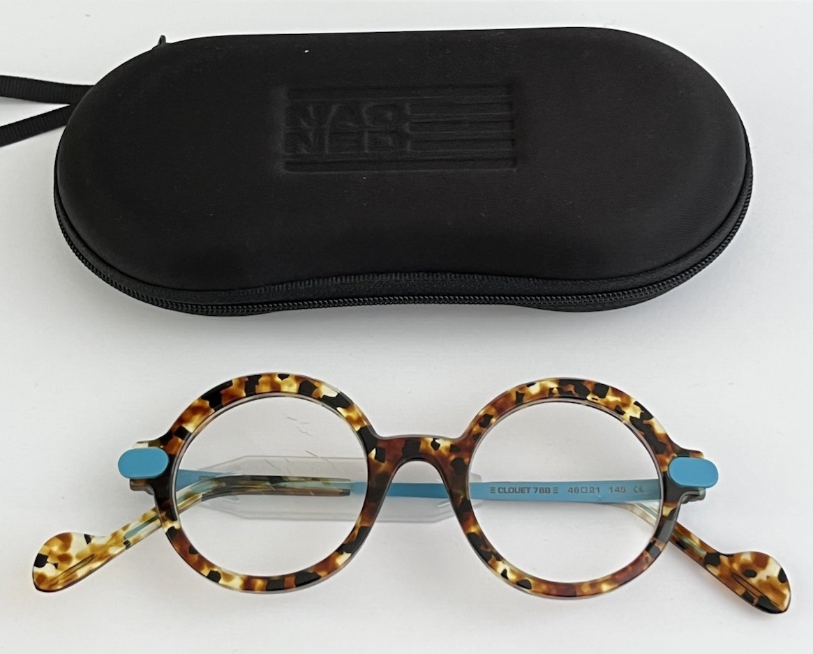 Lunettes de vue femme Naoned Clouet style urbain et chic bordeaux