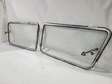 1971 1973 Volkswagen Squareback Type 3 Oem Pair Of Front Moveable Quarter Glass