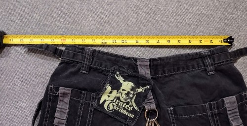 Vintage Tripp Pirates Of The Caribbean Shorts - Picture 6 of 9