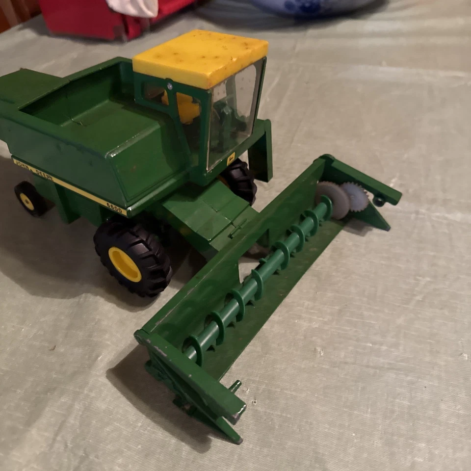 Combinação Ertl John Deere 6600 - Imagem 2 de 4