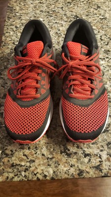 brooks revel red