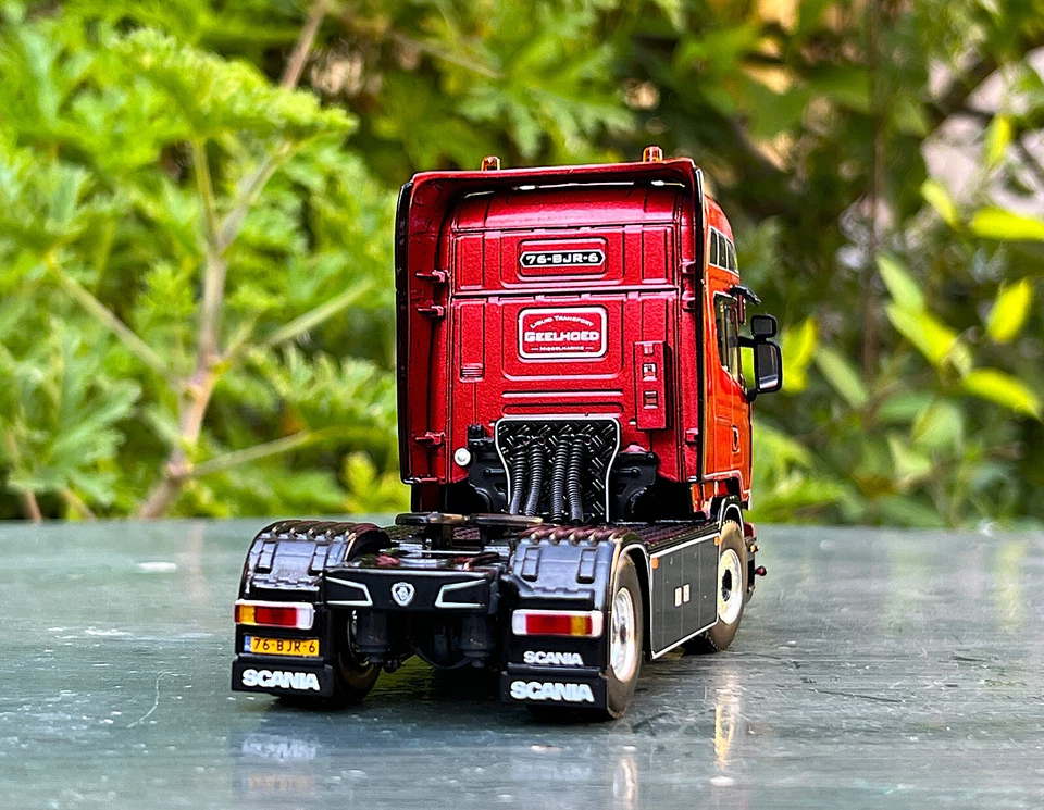 Modelli di camion WSI Scania streamline topline 4x2 "Geelhoed", scala 1:50 - Immagine 3 di 4