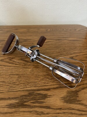 Vintage Maid of Honor USA Stainless Steel Wood Handle Egg Beater Hand Mixer