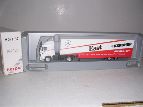 HERPA #867042 Mercedes cabina con remolque furgoneta de carreras 42' "Karcher Racing" 1:87 | Zustand: New